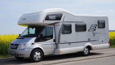 Est-ce que le permis B permet de conduire un camping-car ?