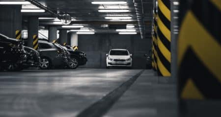 Comment s’assurer de laisser votre voiture en sécurité à l’aéroport ? voiture en sécurité à l'aéroport