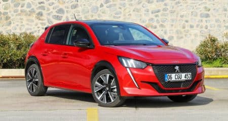 Peugeot : 3 voitures d’occasion pour les couples Voitures d'occasion Peugeot pour les couples